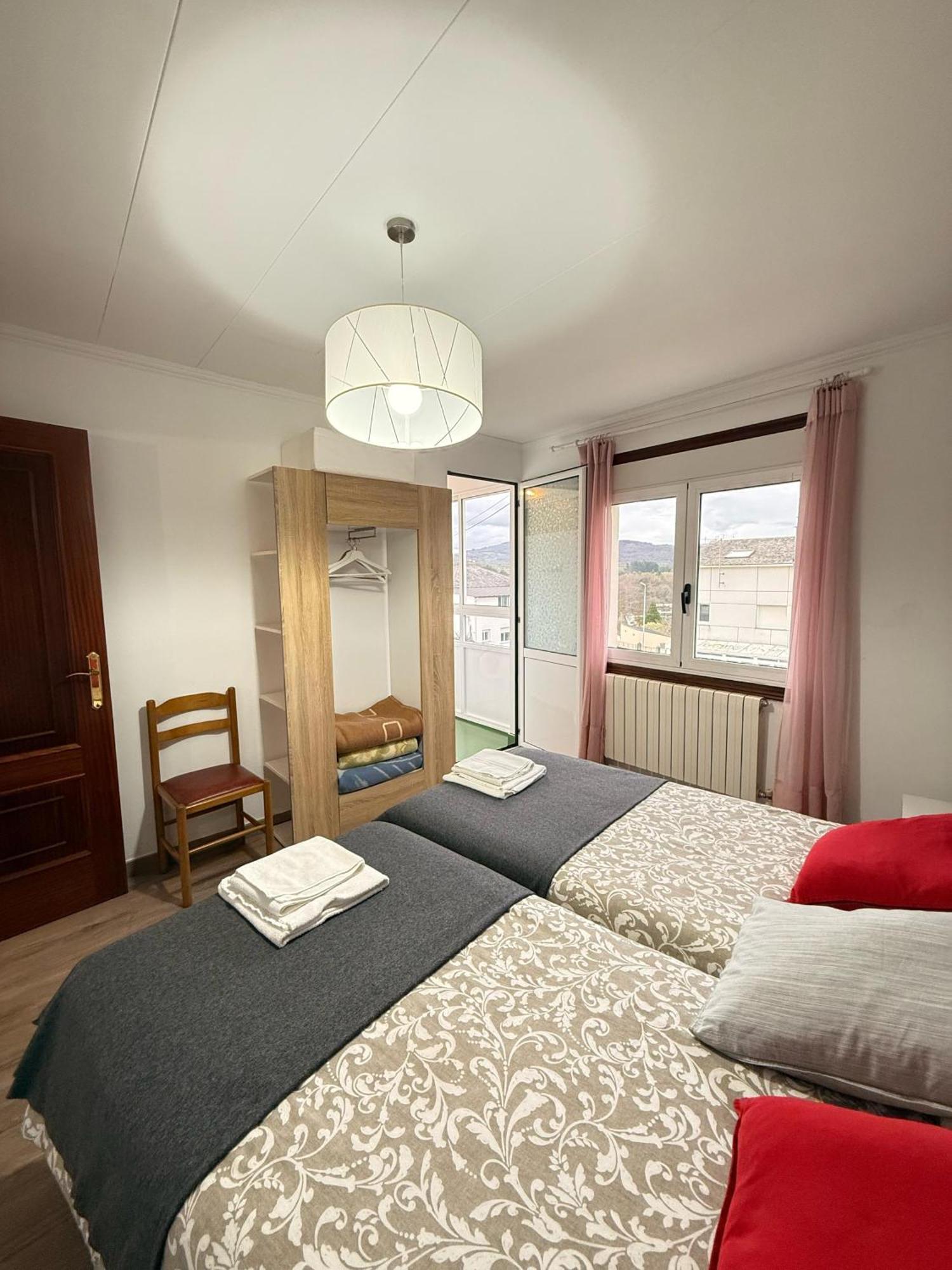 Apartamentos Portolux Portomarin Exteriér fotografie